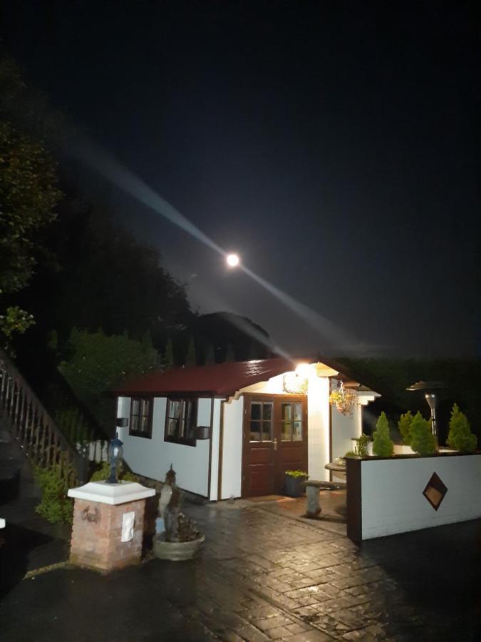 Riverside Lodge Carlingford Exterior foto